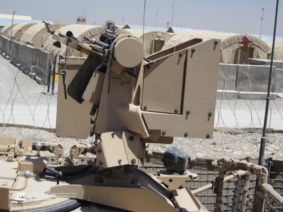 Детали экстерьера Oshkosh M-ATV 2009 года  (фото 480 из 676)